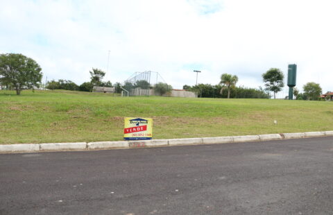 VENDE LOTES NO CONDOMÍNIO PARQUE DOS FRANCESES