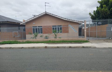 VENDE CASA NA VILA ROSA