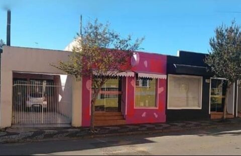 VENDE SALA COMERCIAL NO CENTRO