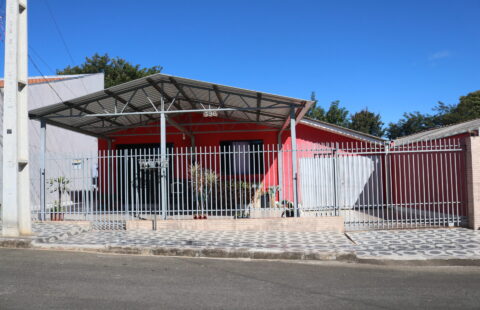 VENDE CASA NA VILA ROSA