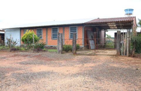 VENDE RANCHO NO IATE CLUB