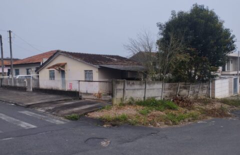VENDE CASA NO JARDIM CRISTINE