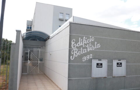 VENDE APARTAMENTO NO CENTRO