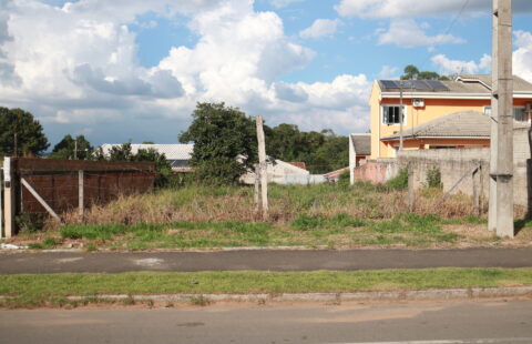 VENDE TERRENO NA COLÔNIA FRANCESA