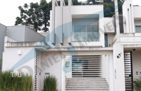 VENDE SOBRADO NO JARDIM CRISTINE