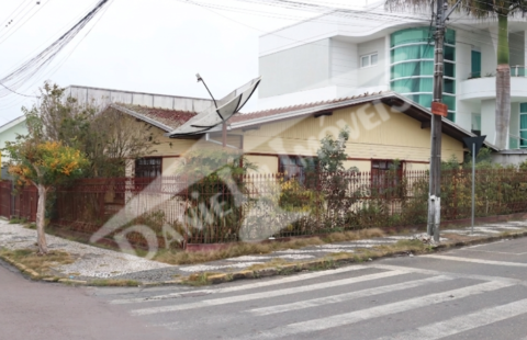 VENDE LOTE DE TERRENO NO CENTRO