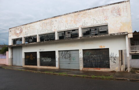 ALUGA-SE BARRACÃO COMERCIAL NO ROCIO I